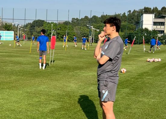 国产经典自拍视频在线观看