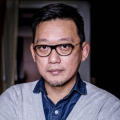 免费播放黑色圣经
